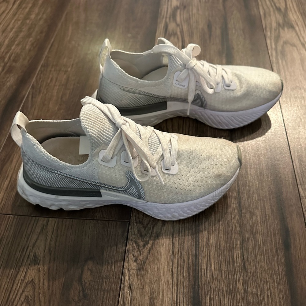EUC, Nike React Infinity Run Flyknit, size 6.5